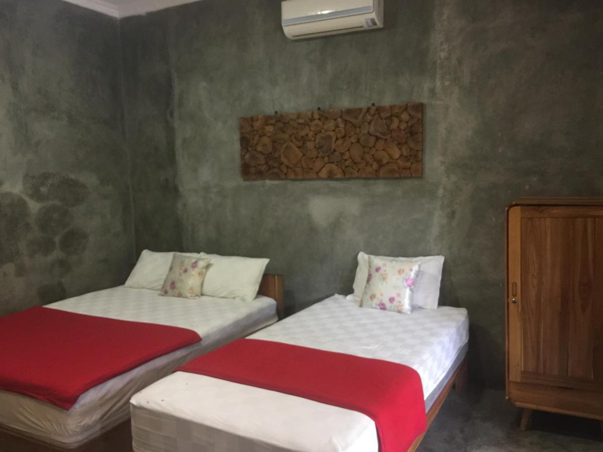 Watukarung Ristu Homestay Kalak Εξωτερικό φωτογραφία