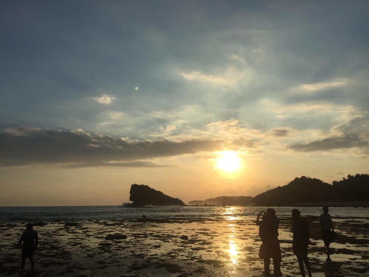 Watukarung Ristu Homestay Kalak Εξωτερικό φωτογραφία