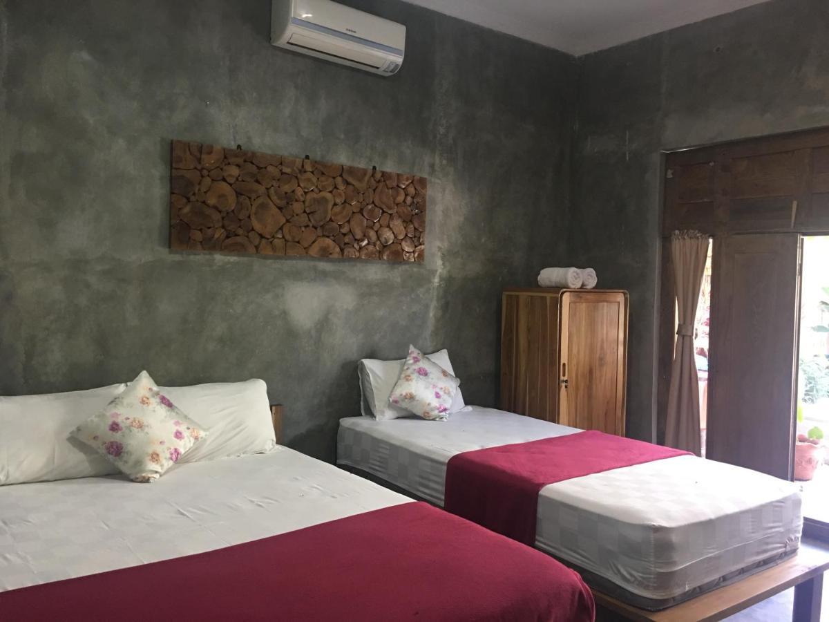 Watukarung Ristu Homestay Kalak Εξωτερικό φωτογραφία