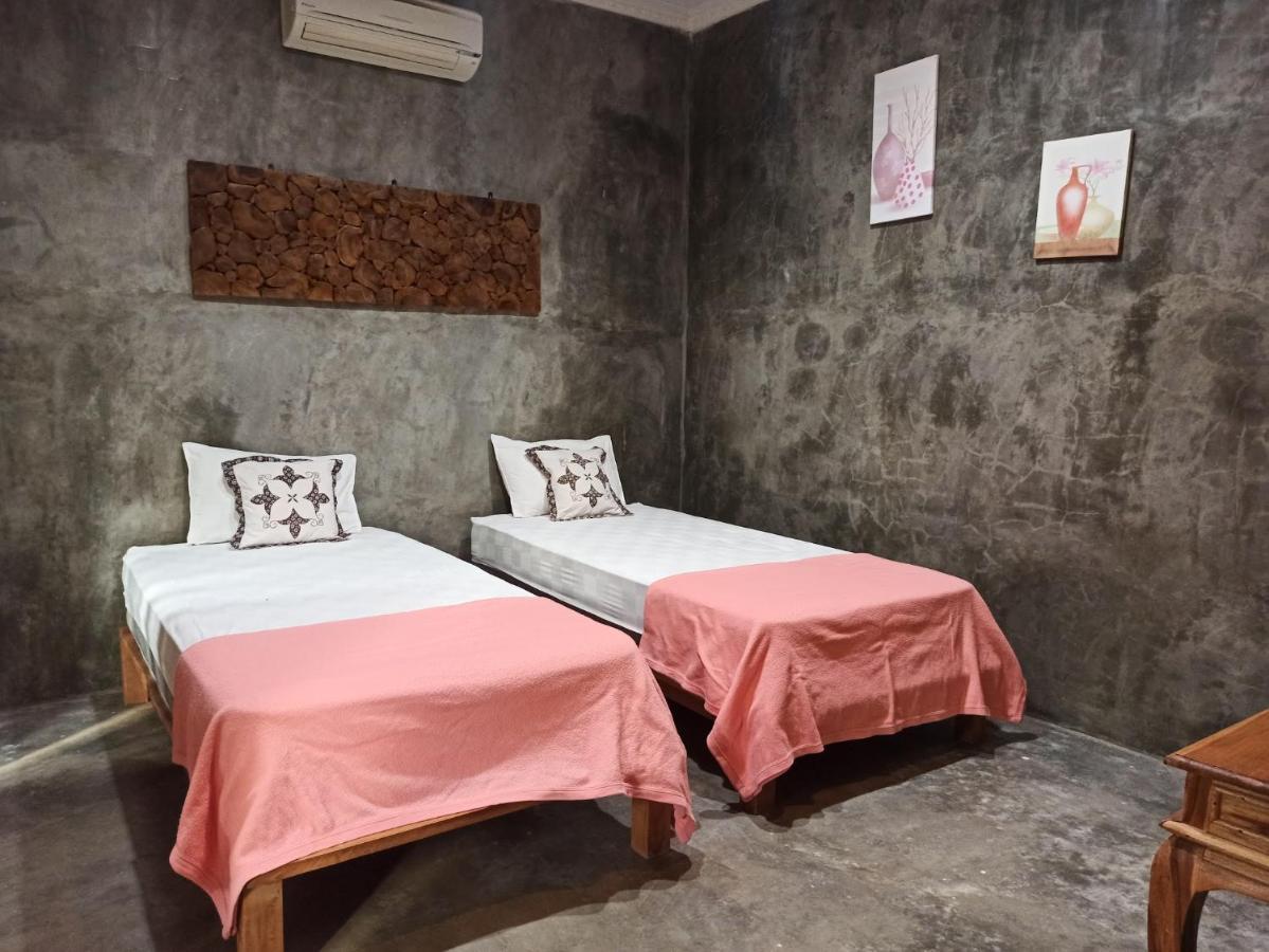 Watukarung Ristu Homestay Kalak Εξωτερικό φωτογραφία